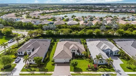 14308 Neptune Avenue Naples FL 34114