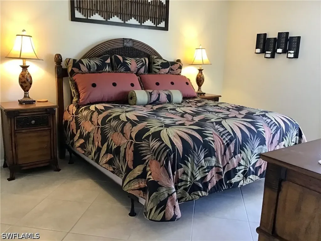 440 Fox Haven Drive Naples FL 34104