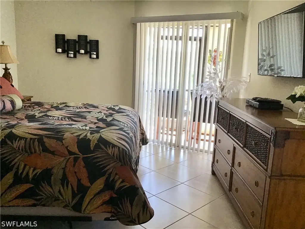 440 Fox Haven Drive Naples FL 34104