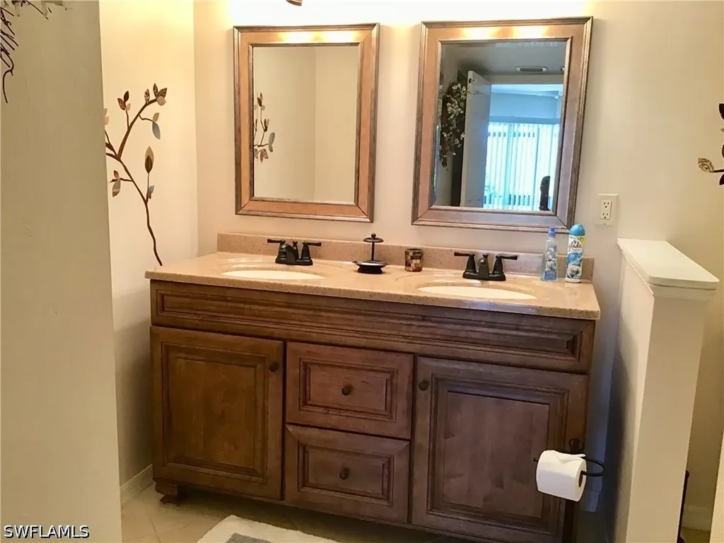 440 Fox Haven Drive Naples FL 34104