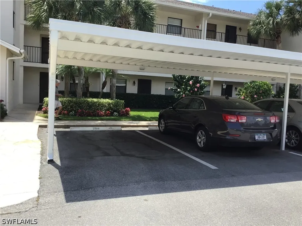 440 Fox Haven Drive Naples FL 34104