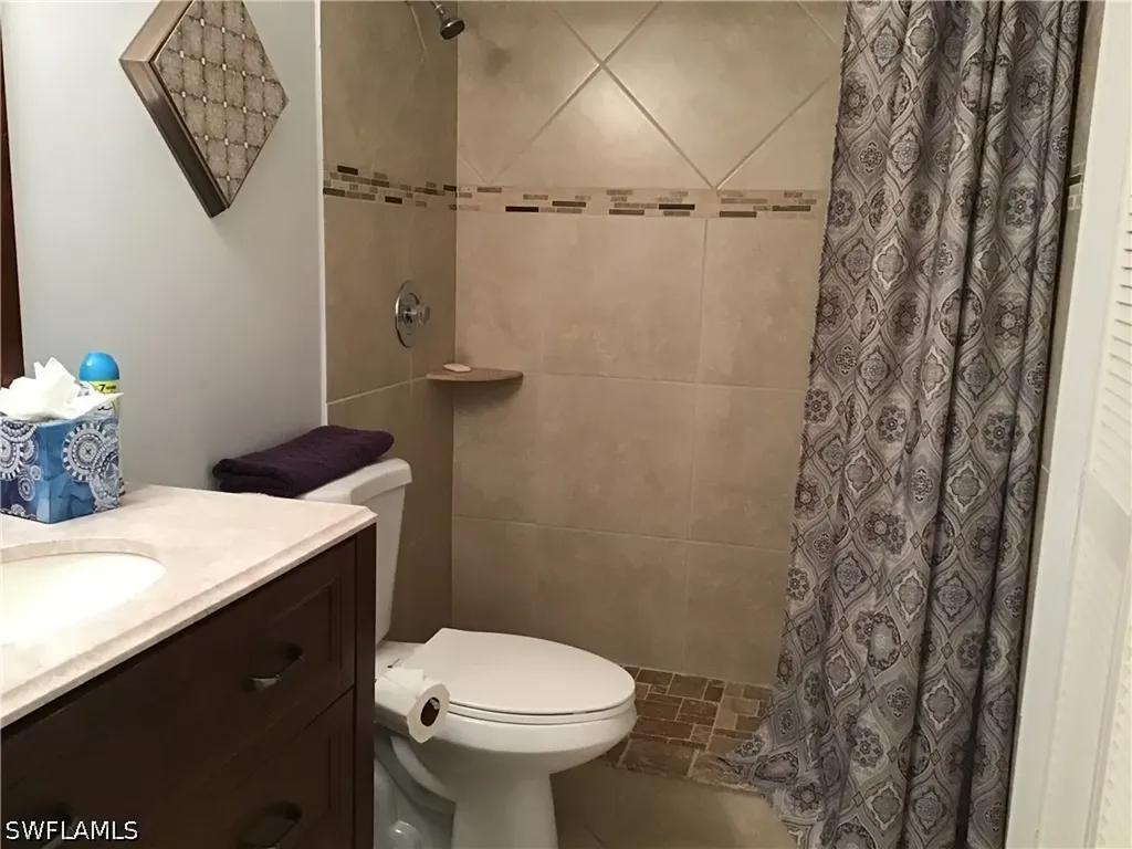 440 Fox Haven Drive Naples FL 34104