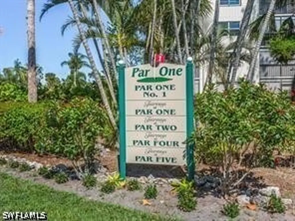 4351 27th Court SW Naples FL 34116