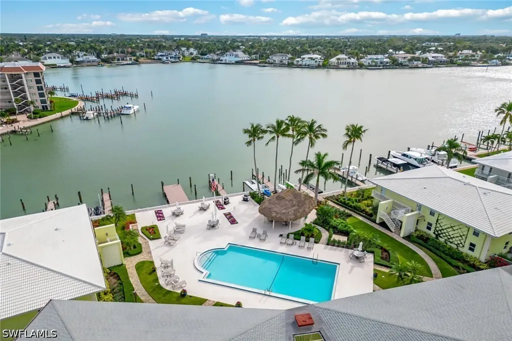 2850 Gulf Shore Boulevard N Naples FL 34103