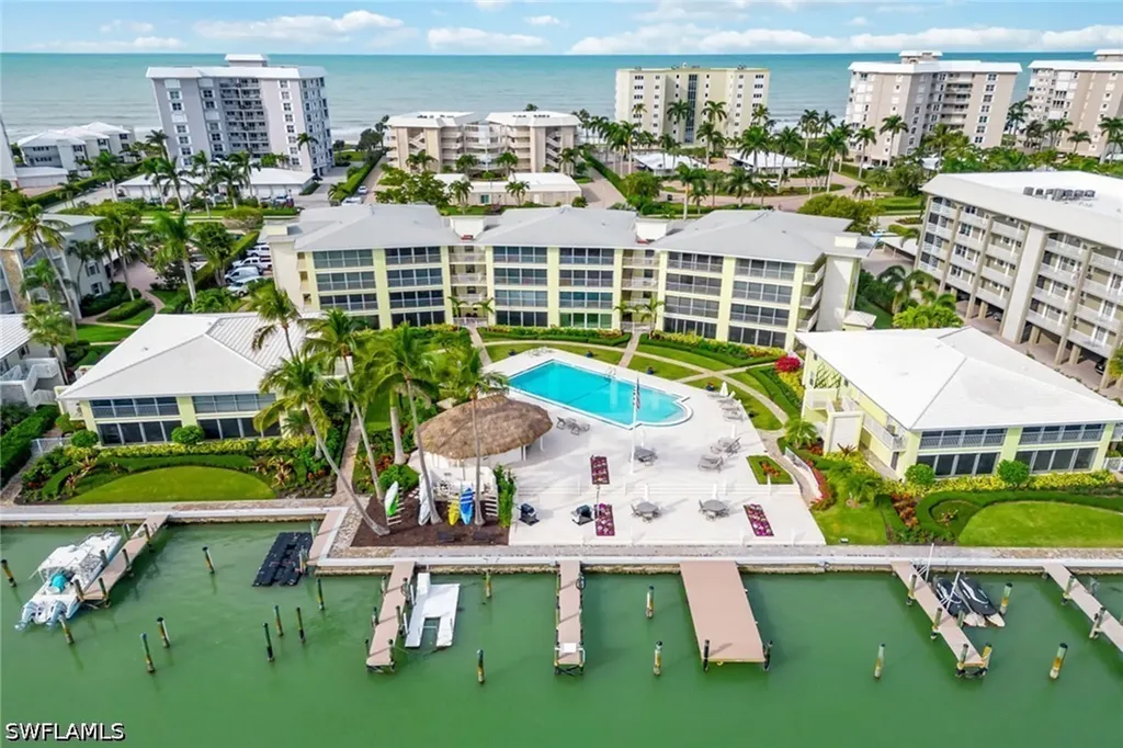 2850 Gulf Shore Boulevard N Naples FL 34103