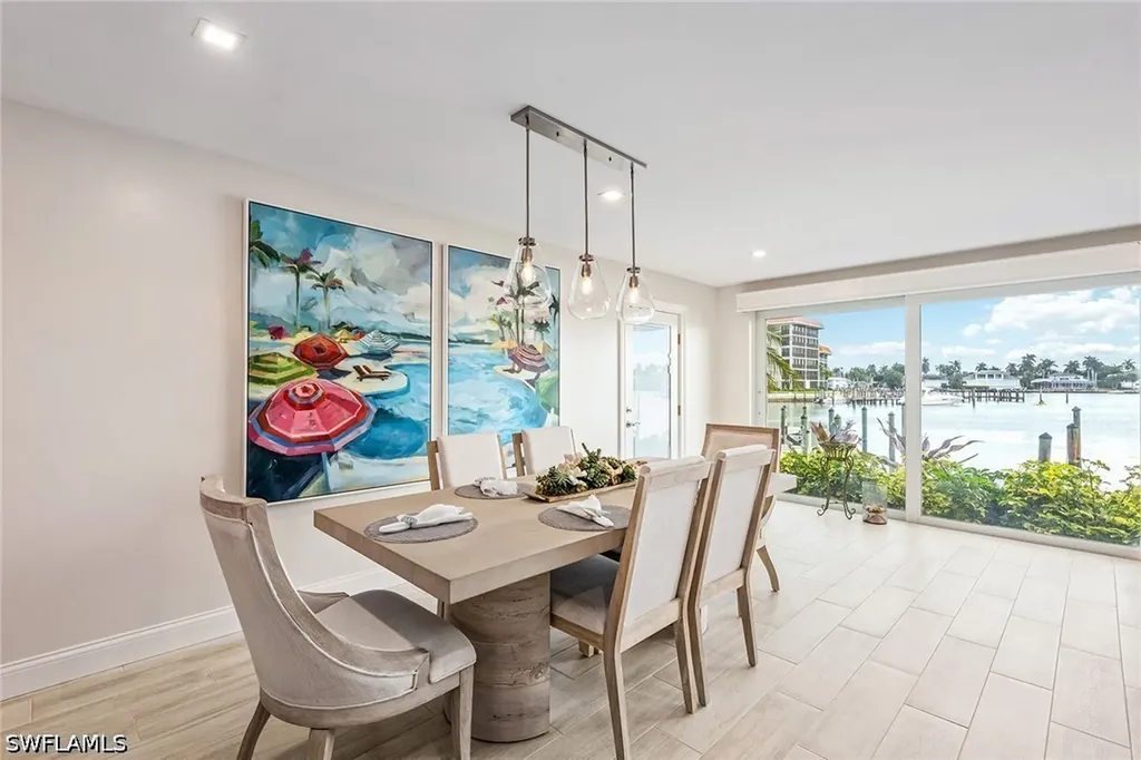 2850 Gulf Shore Boulevard N Naples FL 34103