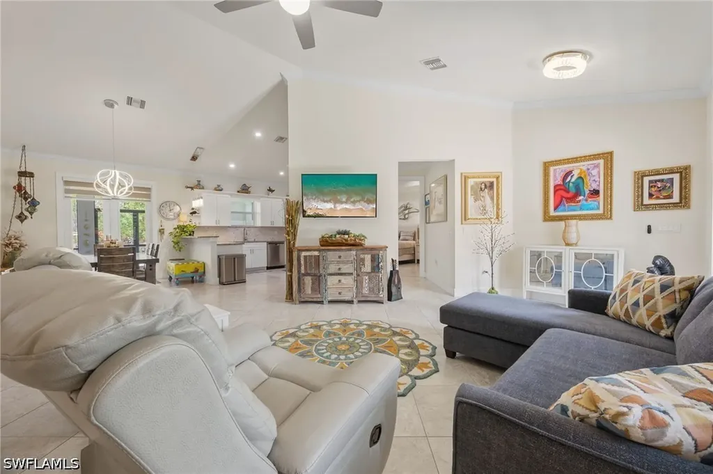 3283 2nd Avenue SE Naples FL 34117