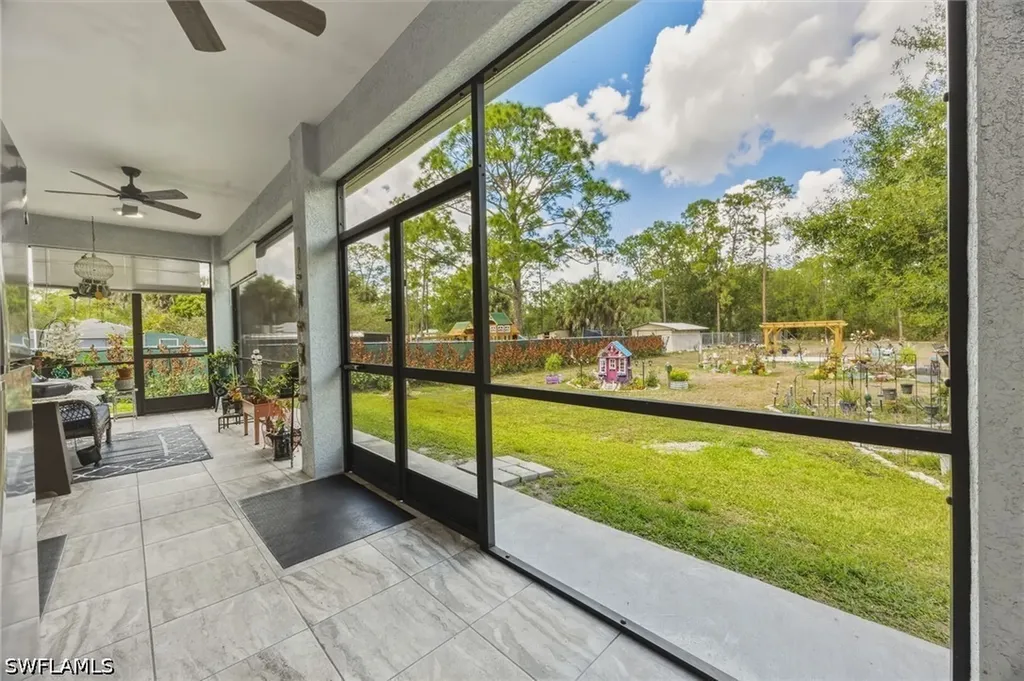 3283 2nd Avenue SE Naples FL 34117