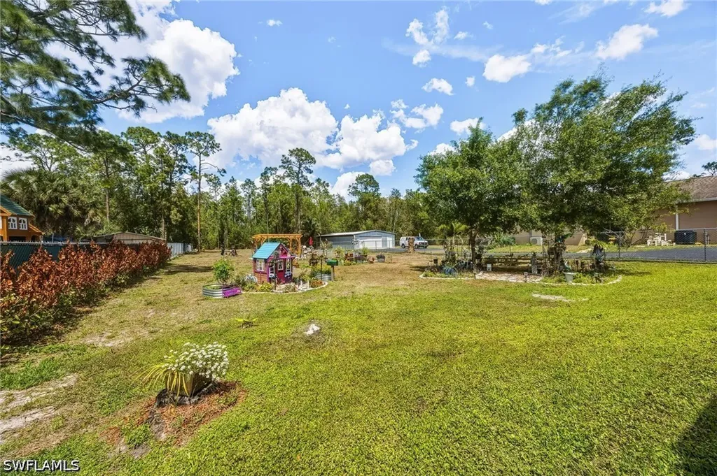 3283 2nd Avenue SE Naples FL 34117