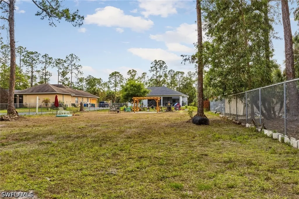 3283 2nd Avenue SE Naples FL 34117