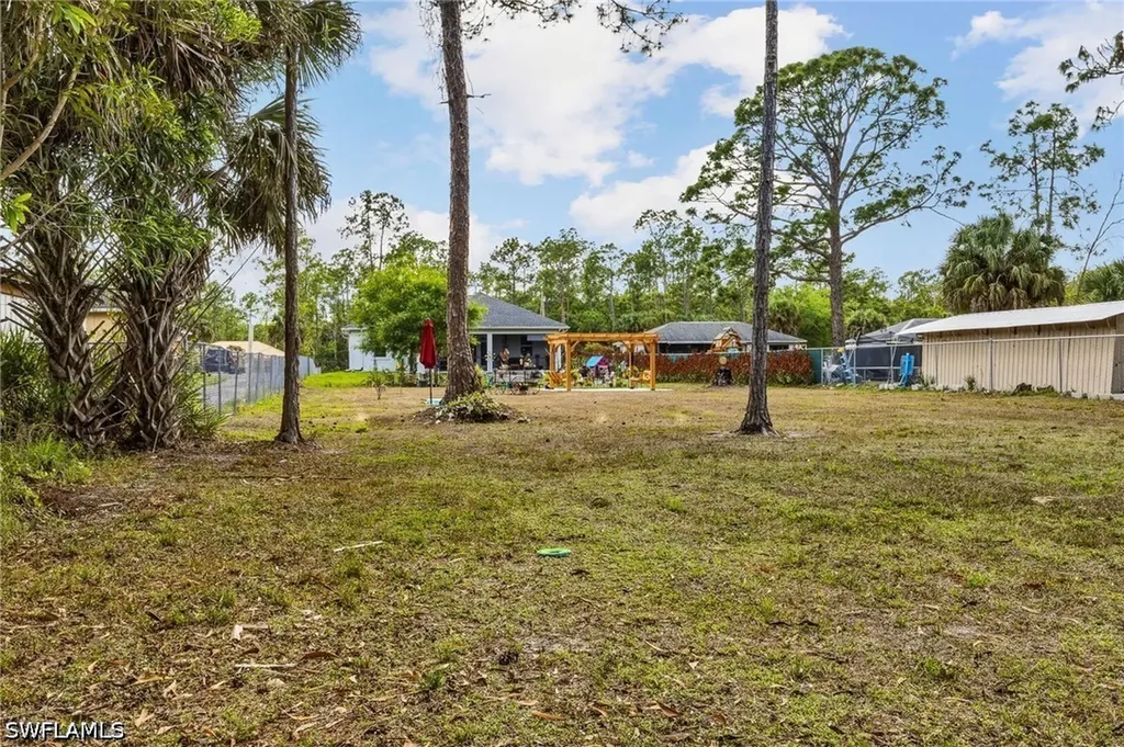 3283 2nd Avenue SE Naples FL 34117