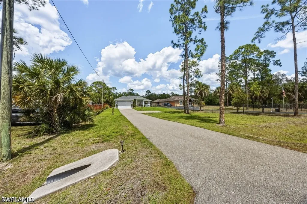 3283 2nd Avenue SE Naples FL 34117