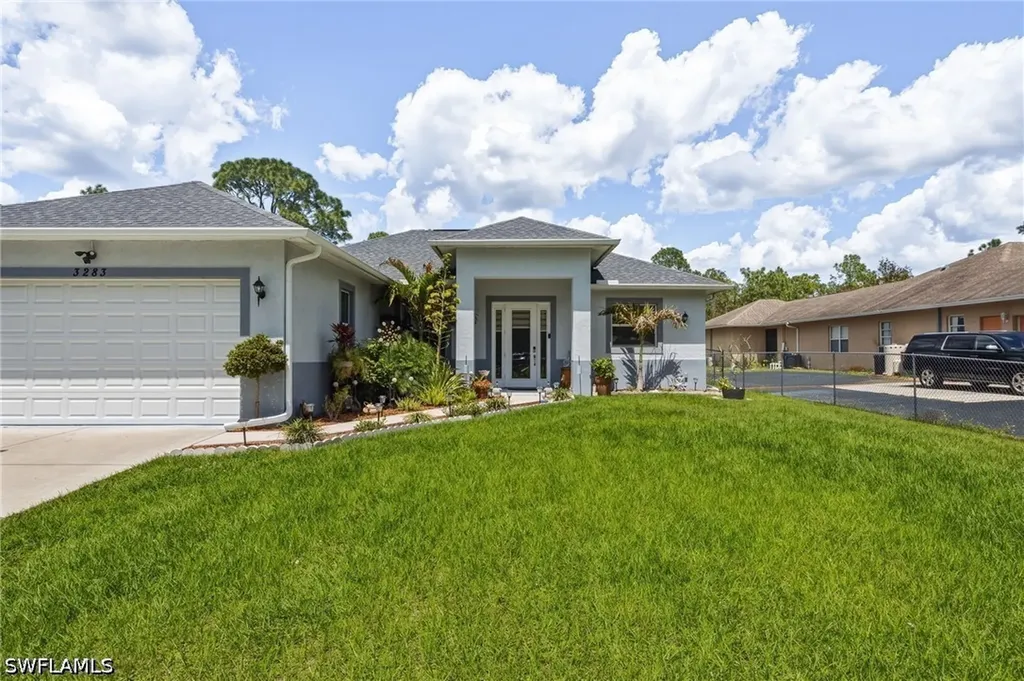 3283 2nd Avenue SE Naples FL 34117