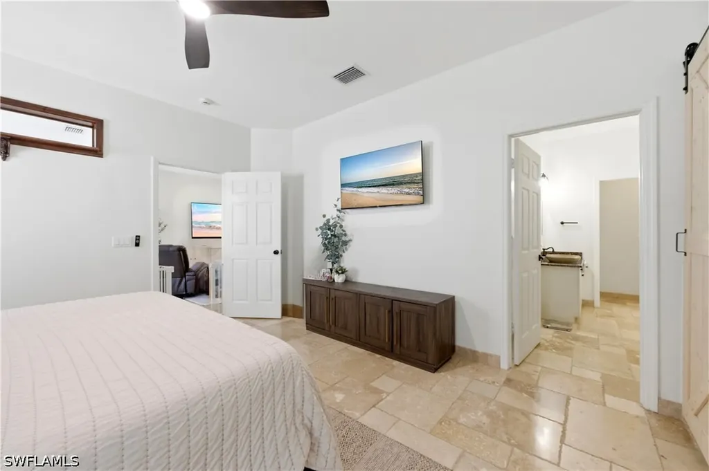 415 Crossfield Circle Naples FL 34104