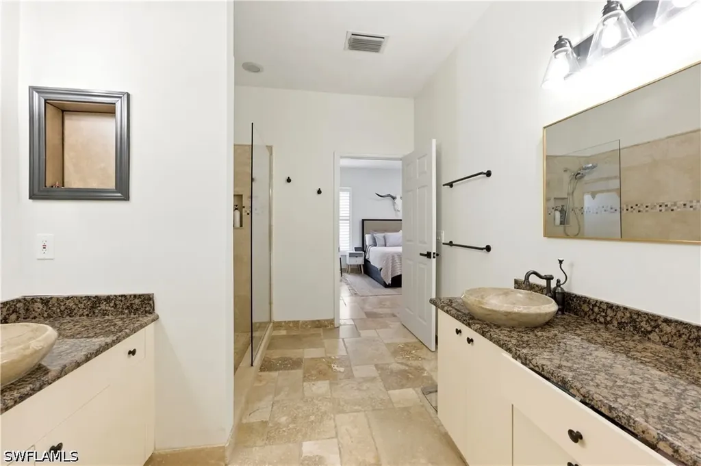 415 Crossfield Circle Naples FL 34104