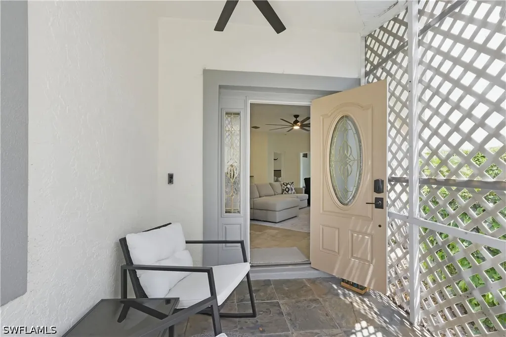 415 Crossfield Circle Naples FL 34104