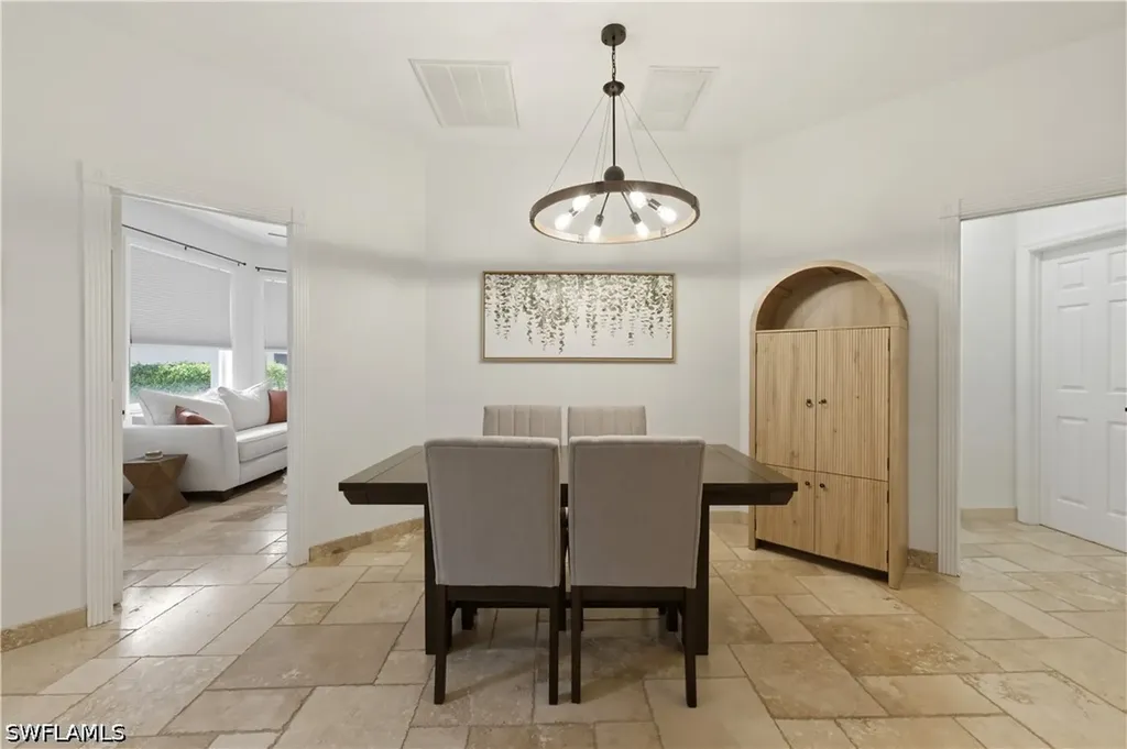 415 Crossfield Circle Naples FL 34104