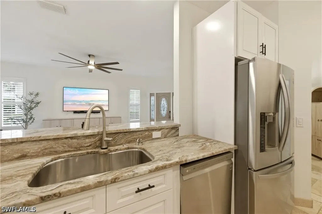 415 Crossfield Circle Naples FL 34104