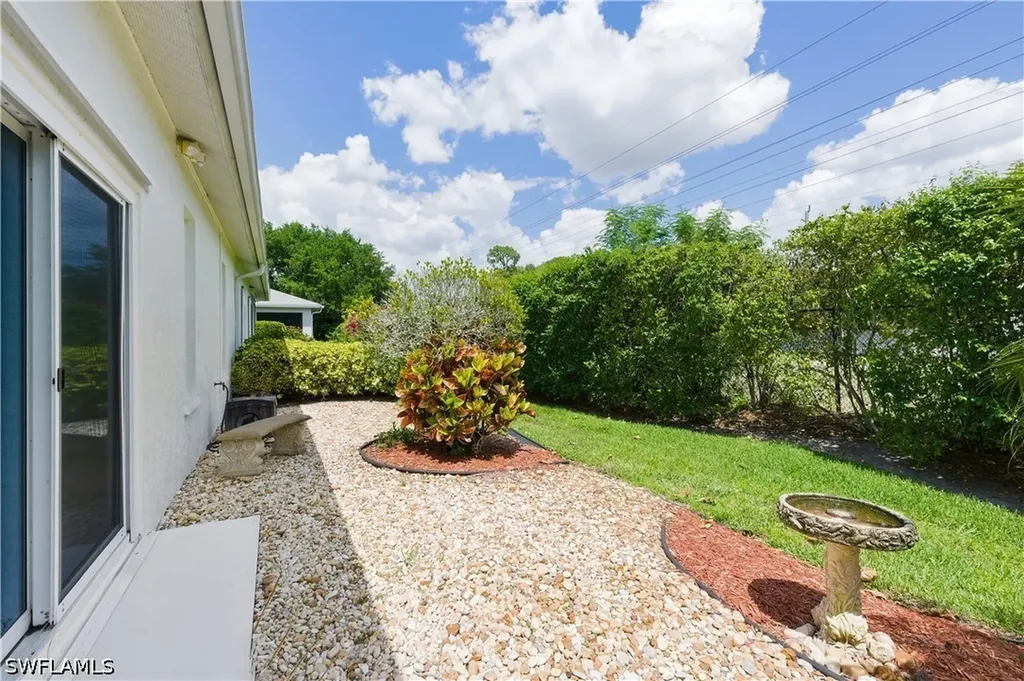 415 Crossfield Circle Naples FL 34104