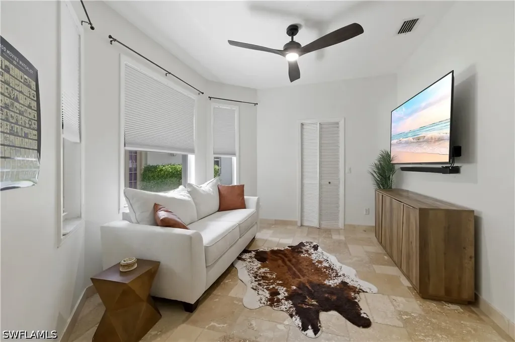 415 Crossfield Circle Naples FL 34104