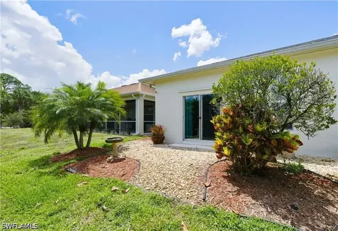 415 Crossfield Circle Naples FL 34104