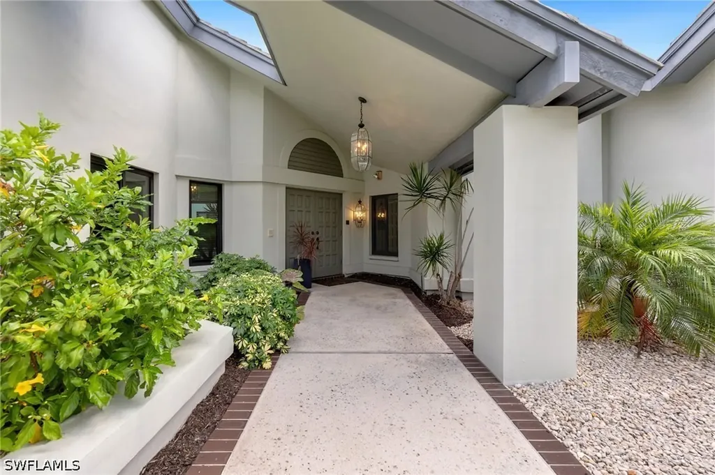 1380 Bald Eagle Drive Naples FL 34105