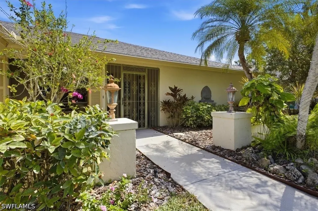 9874 Campbell Circle Naples FL 34109