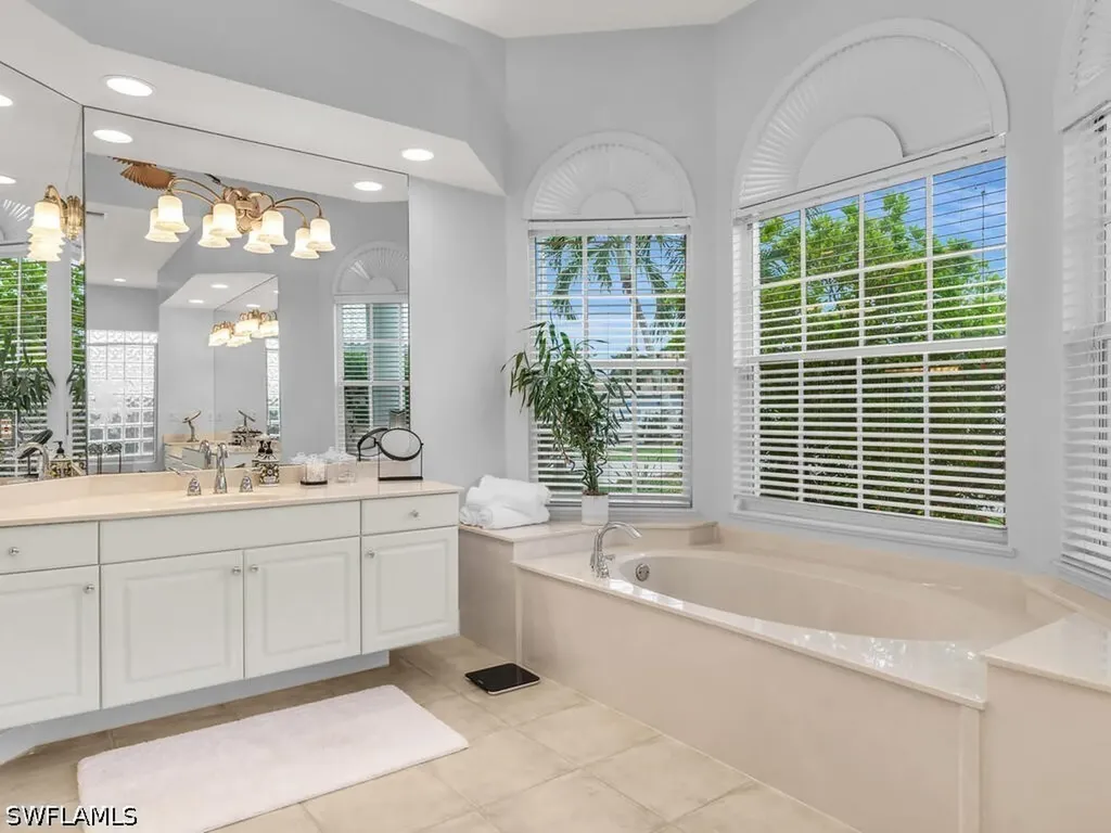 51 S Seas Court Marco Island FL 34145