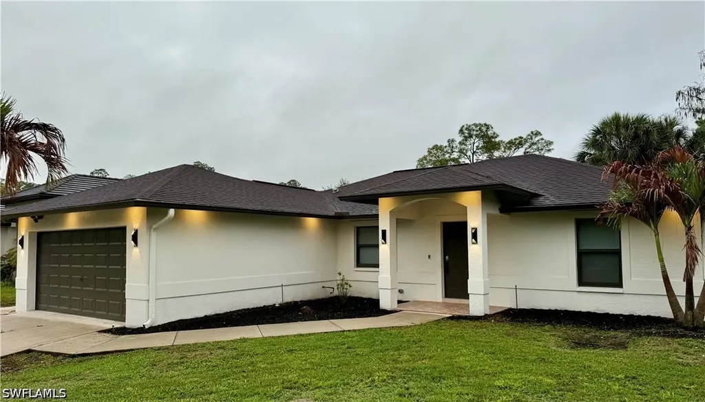 2060 22nd Avenue NE Naples FL 34120