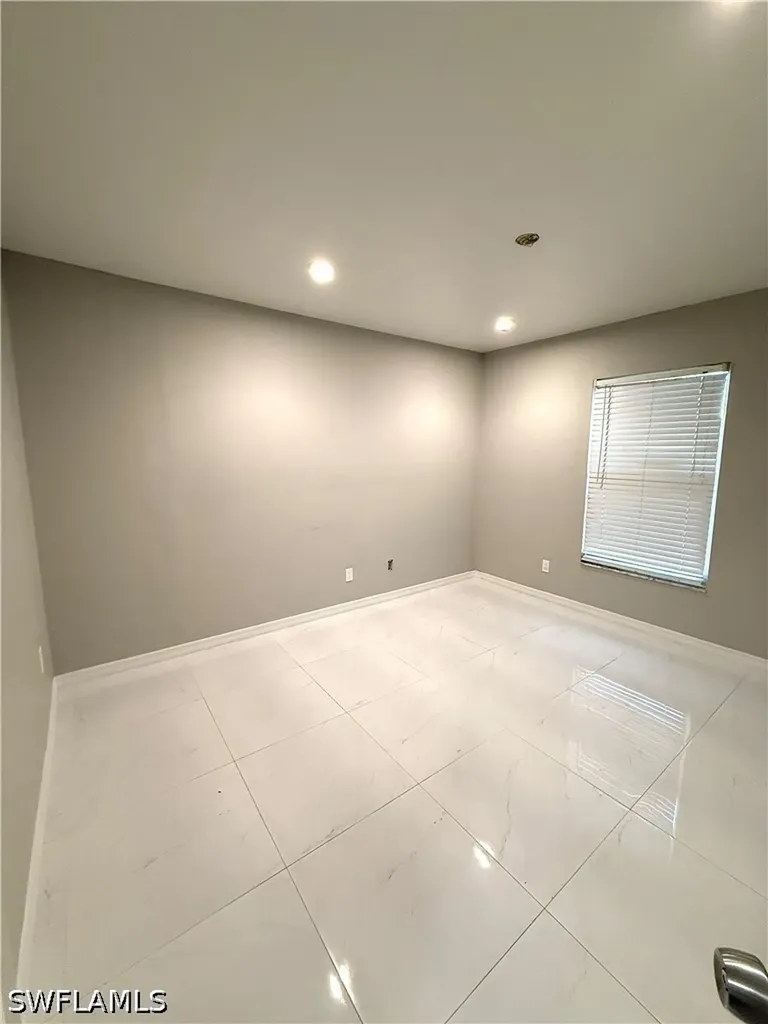 2060 22nd Avenue NE Naples FL 34120