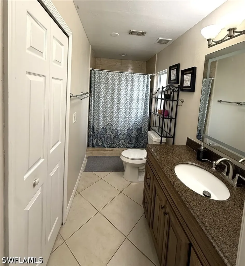 2060 22nd Avenue NE Naples FL 34120