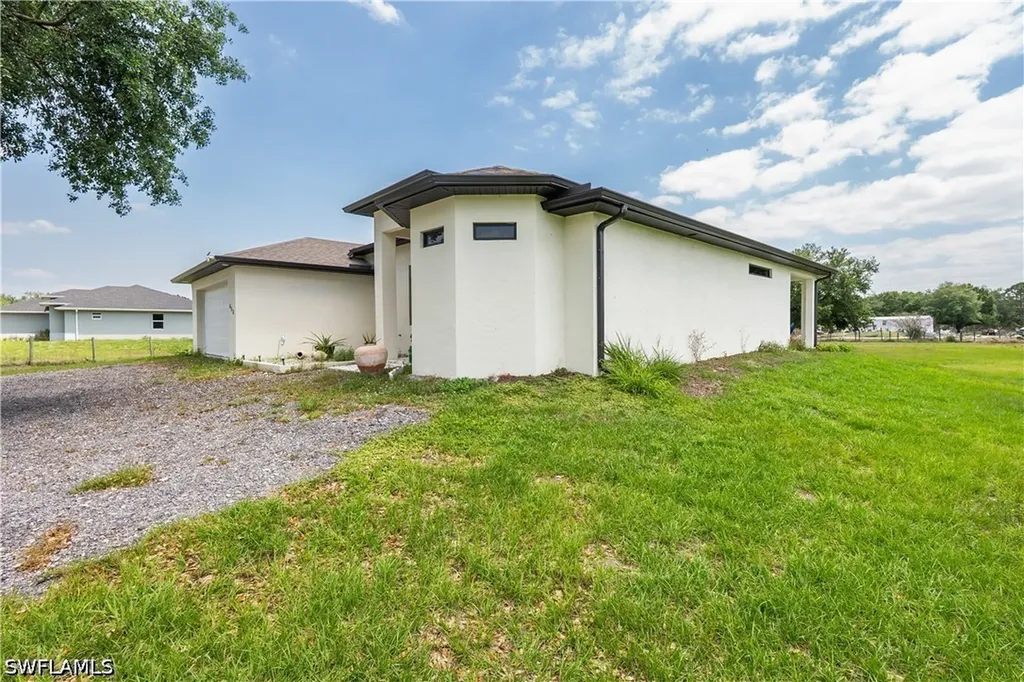 655 N Olivo Street Clewiston FL 33440