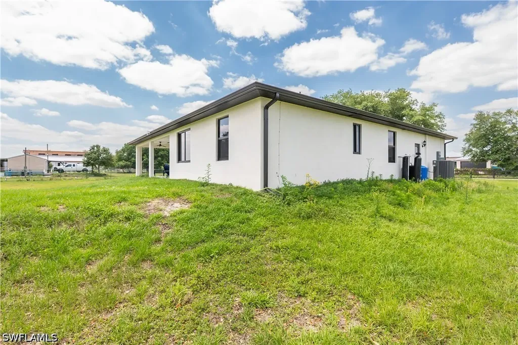 655 N Olivo Street Clewiston FL 33440