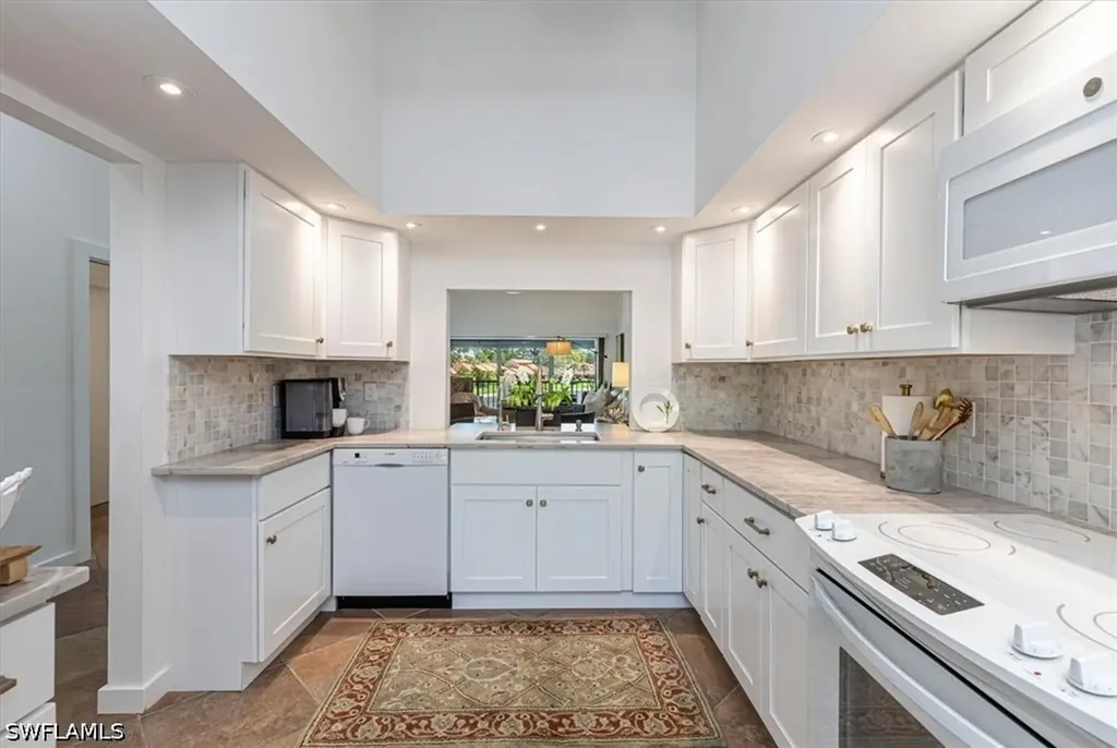 15450 Cedarwood Lane Naples FL 34110