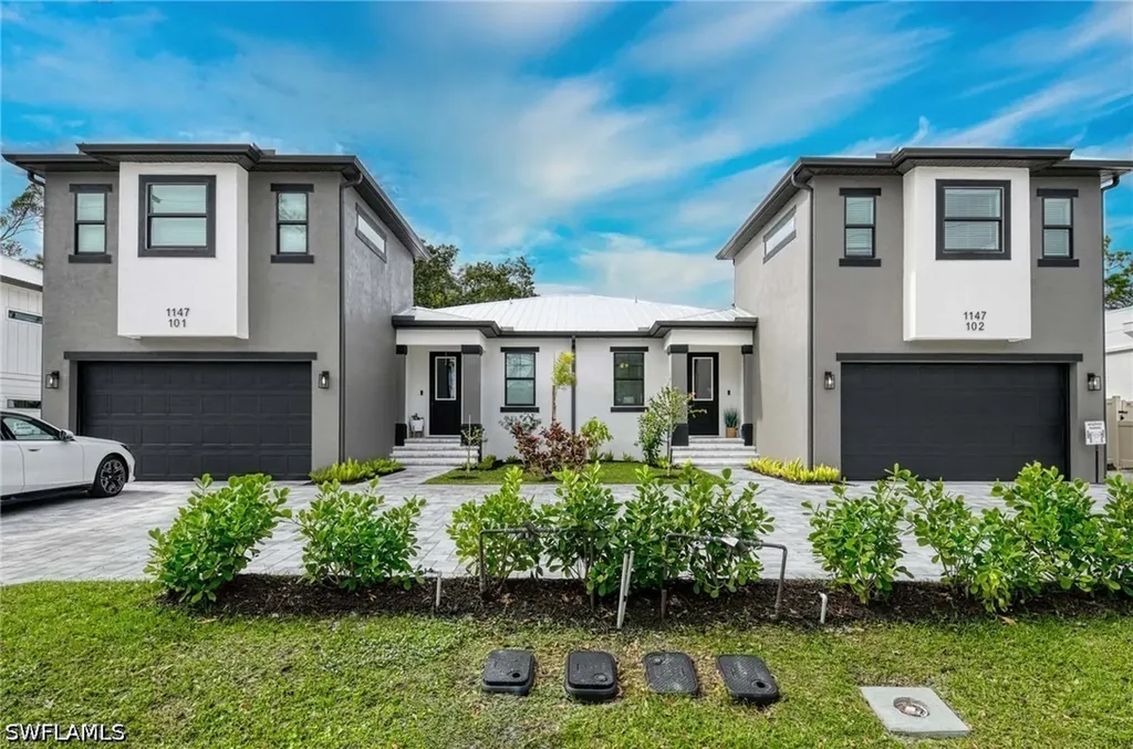 1147 Steeves Avenue Naples FL 34104