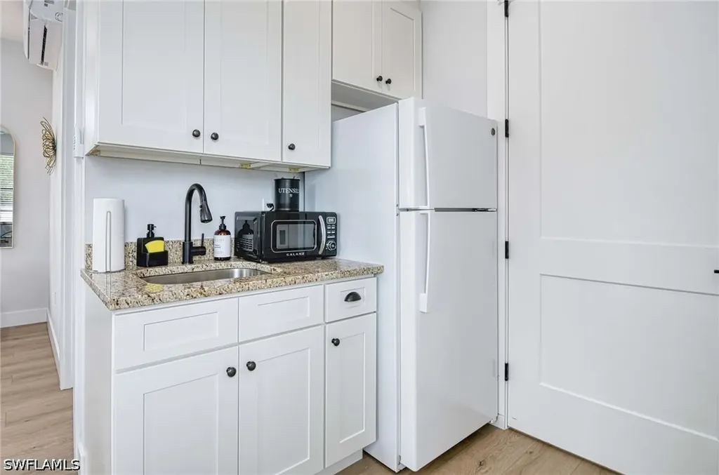 1147 Steeves Avenue Naples FL 34104