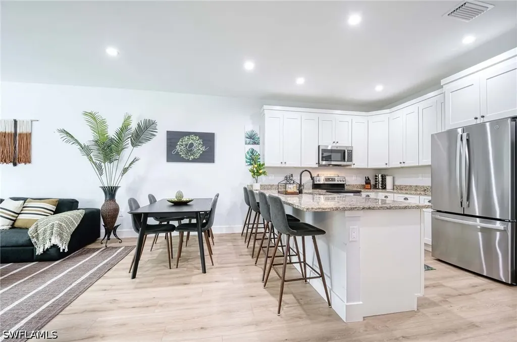 1147 Steeves Avenue Naples FL 34104