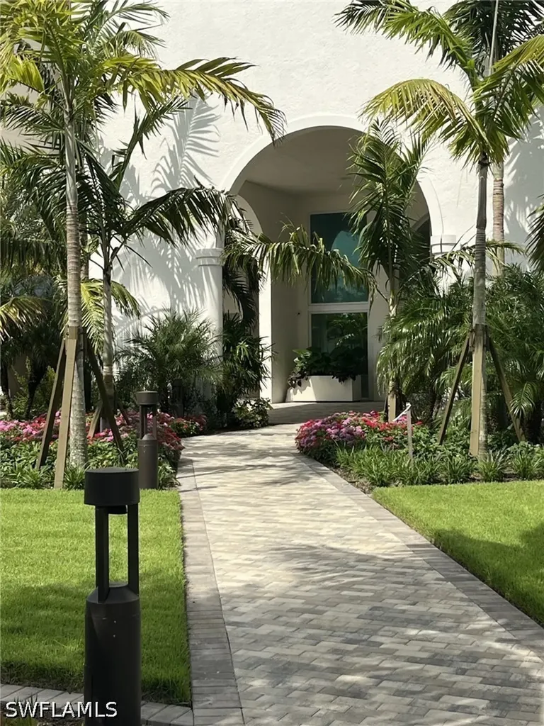 5550 Heron Point Drive Naples FL 34108