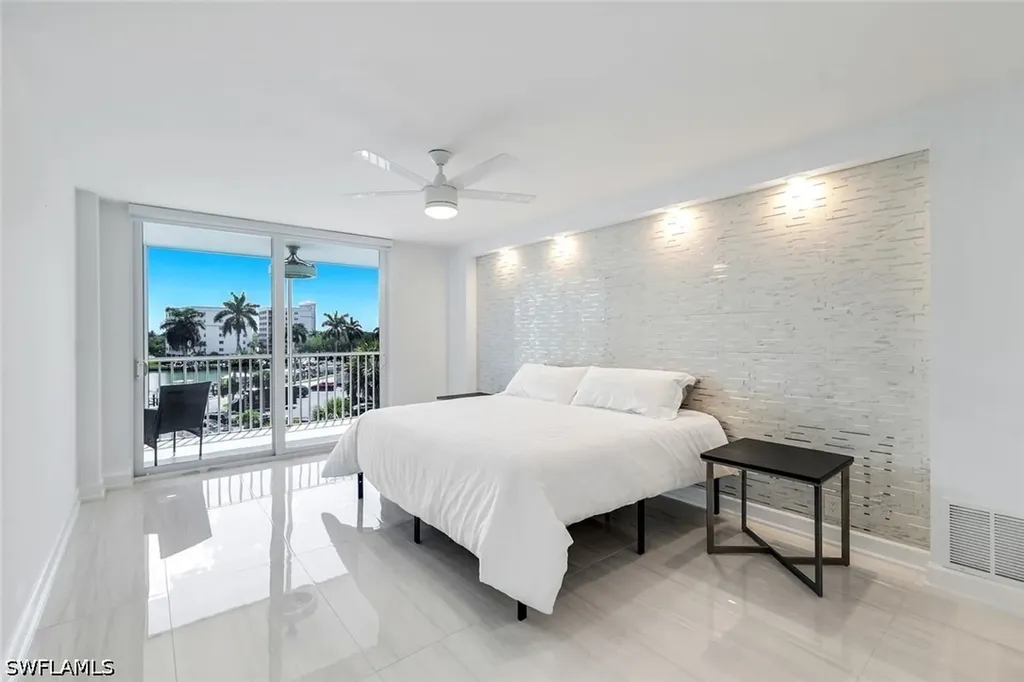 5 Bluebill Avenue Naples FL 34108