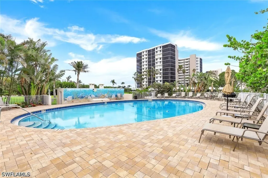 5 Bluebill Avenue Naples FL 34108