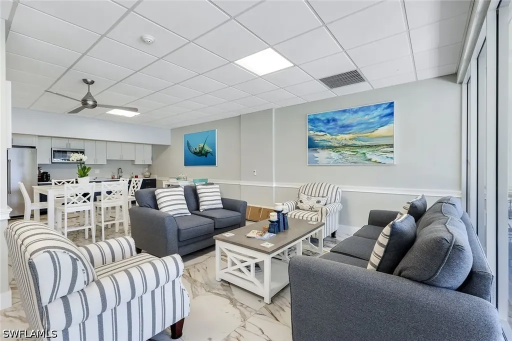 5 Bluebill Avenue Naples FL 34108