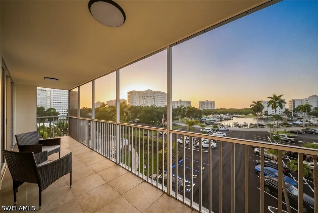5 Bluebill Avenue Naples FL 34108