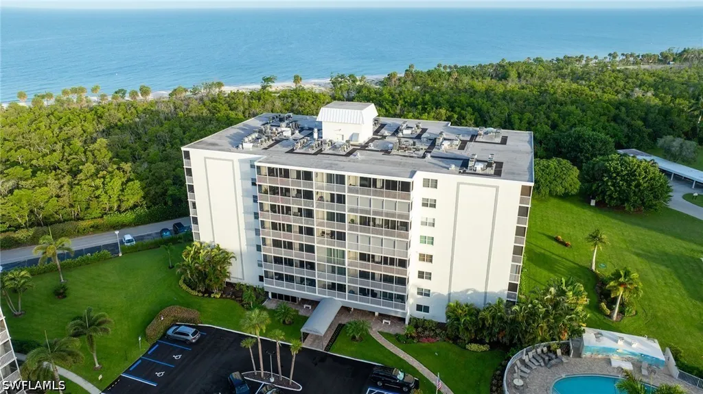 5 Bluebill Avenue Naples FL 34108