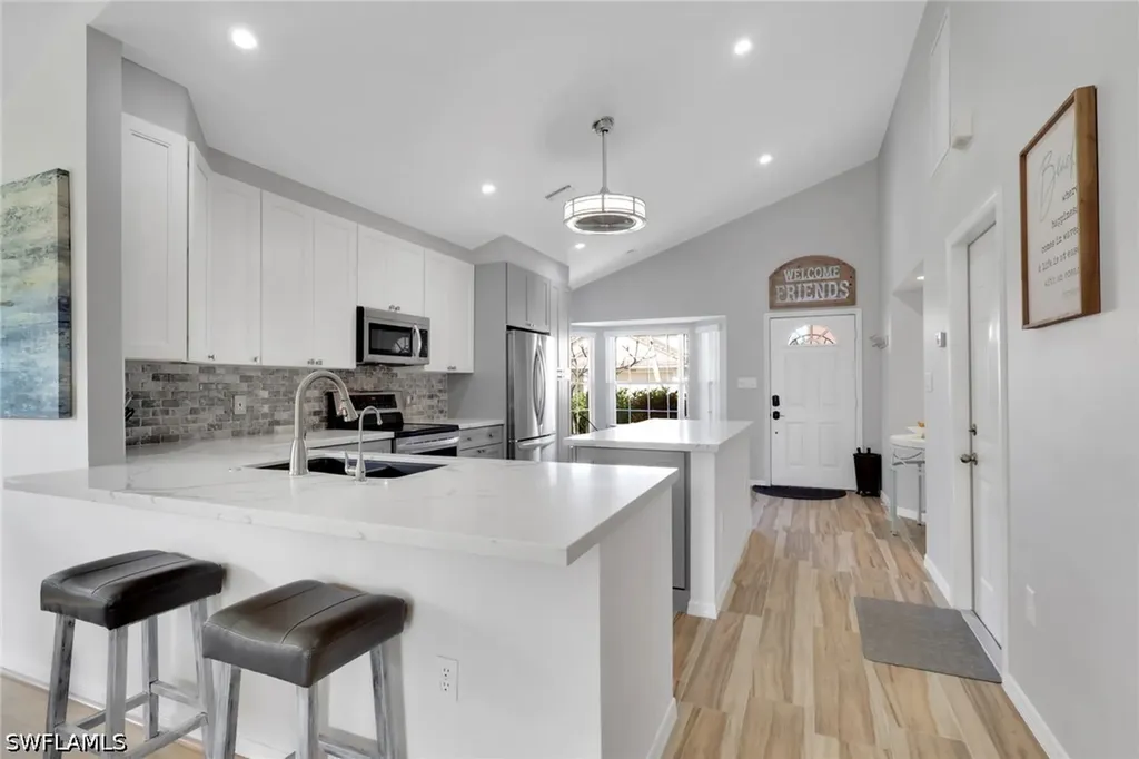 3588 Corinthian Way Naples FL 34105