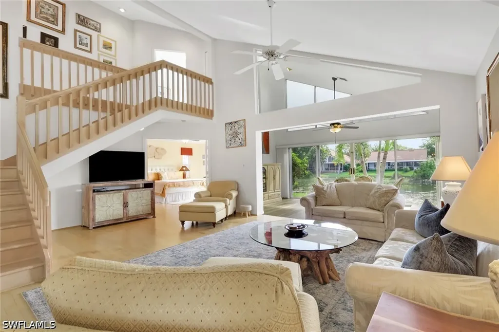 3588 Corinthian Way Naples FL 34105
