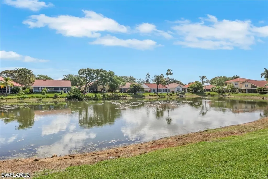 3588 Corinthian Way Naples FL 34105