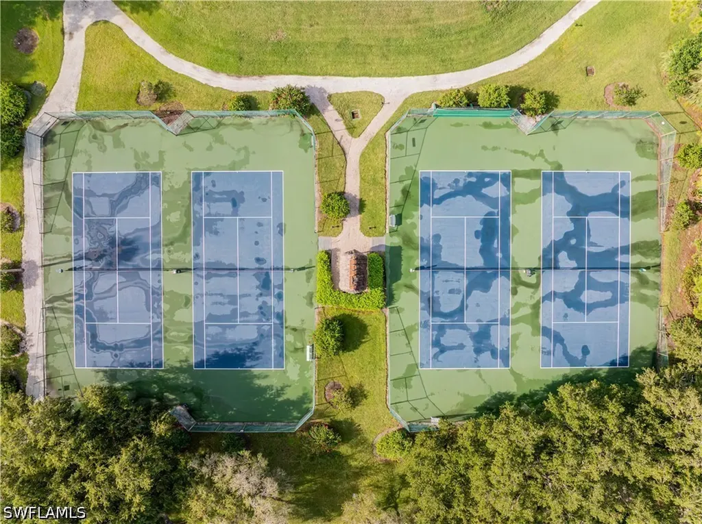 3588 Corinthian Way Naples FL 34105