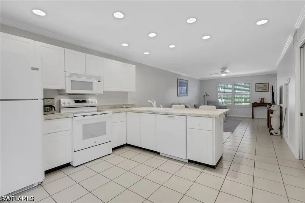 731 W Elkcam Circle Marco Island FL 34145