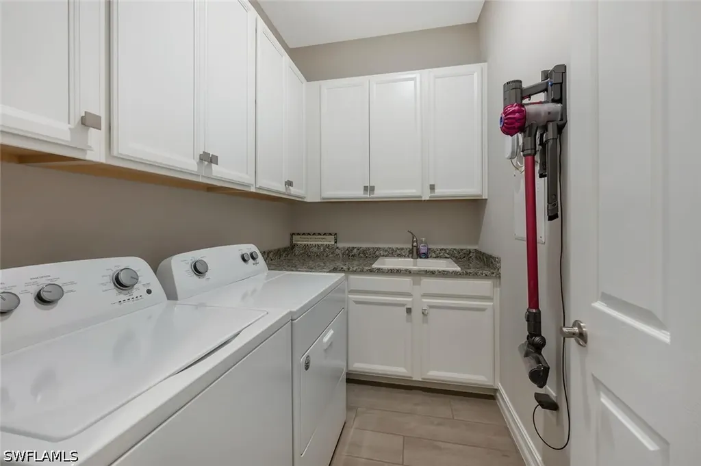 1451 Mockingbird Drive Naples FL 34120