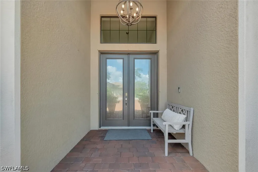 1451 Mockingbird Drive Naples FL 34120